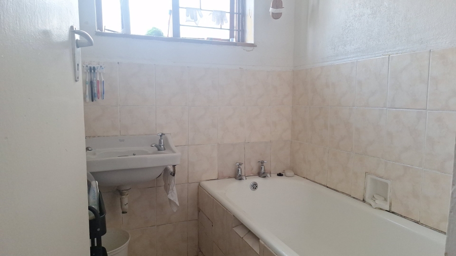 5 Bedroom Property for Sale in Retreat Western Cape